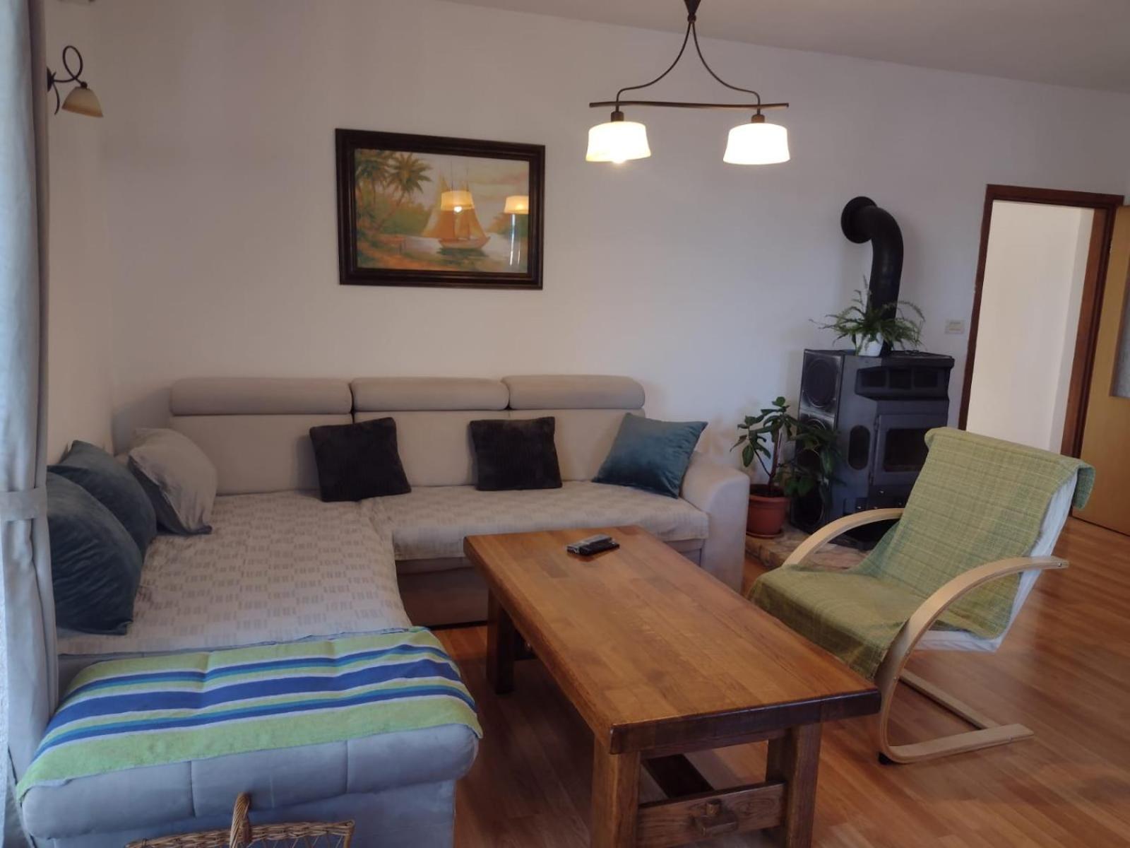 Spacious Apartment With Parking&Garden Marčana المظهر الخارجي الصورة
