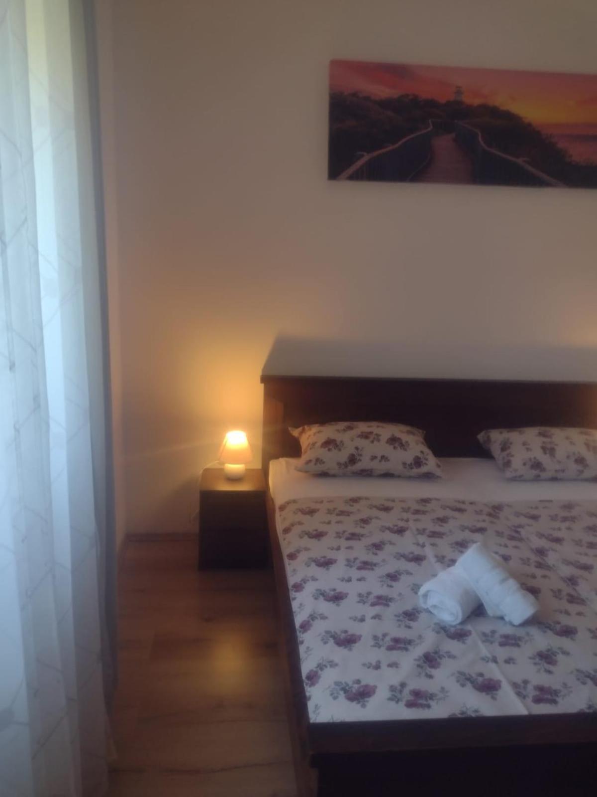 Spacious Apartment With Parking&Garden Marčana الغرفة الصورة
